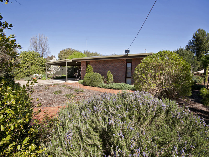 58 Ritchie Street, Ouyen, VIC 3490