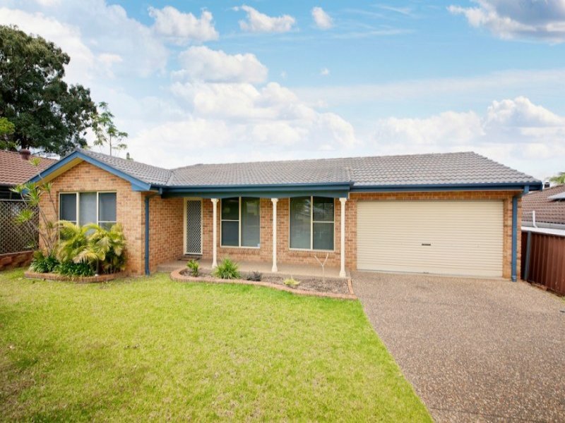 4 Thames Place, Kearns, NSW 2558 Property Details