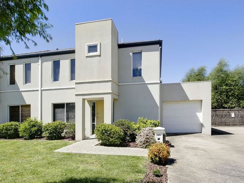 117 Sovereign Manors Cres, Rowville, VIC 3178