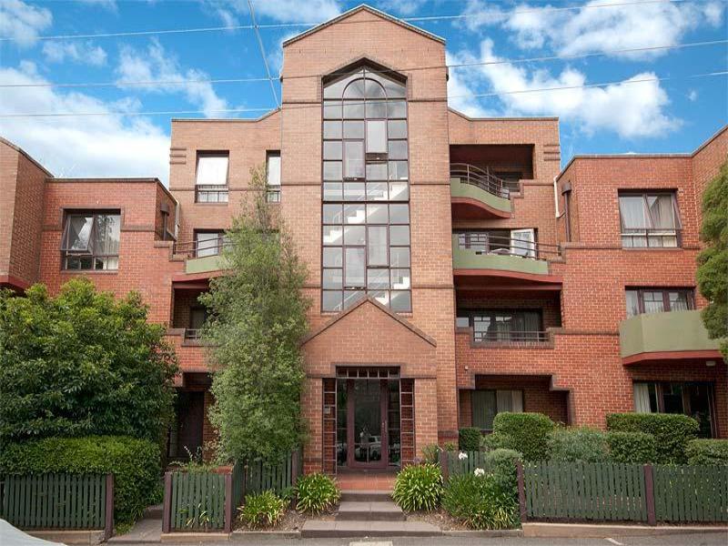 20-8-royal-lane-fitzroy-vic-3065-property-details