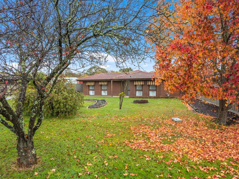 73 Powlett Street, Vic 3444 Property Details