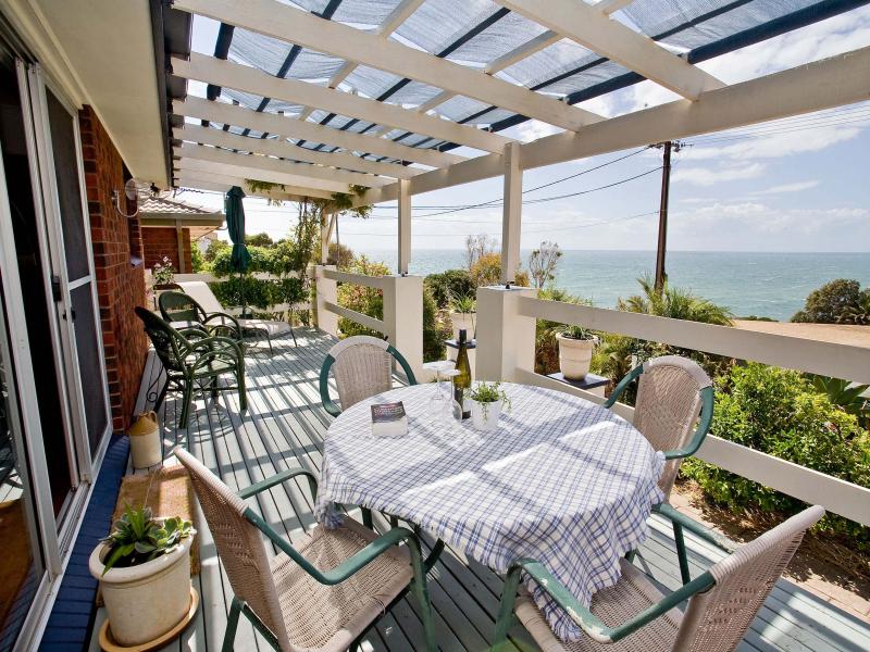 5 Fryer Street, Hallett Cove, SA 5158