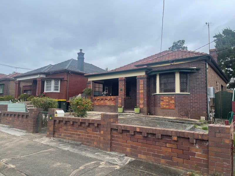 10 Winston Avenue, Earlwood, NSW 2206