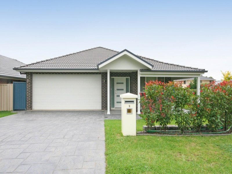 2 Border Close, Elderslie, NSW 2570