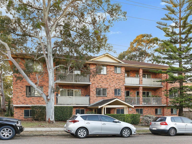8/41 Hampton Court Road, Carlton, NSW 2218 Property Details