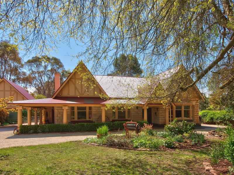 149 Onkaparinga Valley Road, Oakbank, SA 5243 Property Details