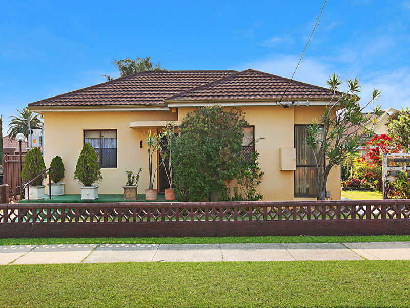 1 Lomond Street, Stockton, NSW 2295 Property Details