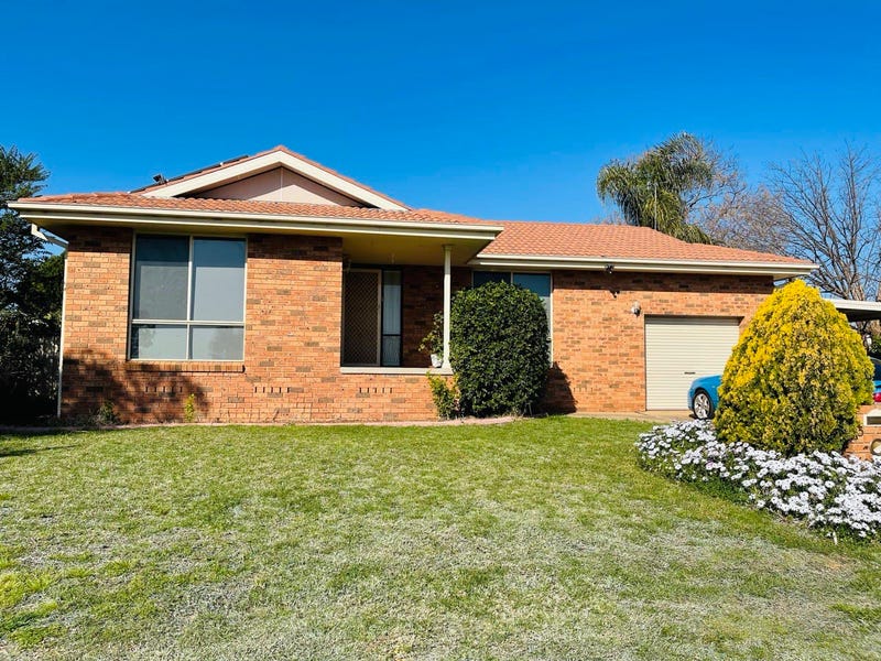 13 Craft Cres, Condobolin, NSW 2877 - realestate.com.au