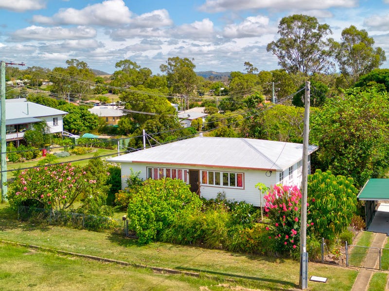 61 Fulham Street, Toogoolawah, Qld 4313 Property Details