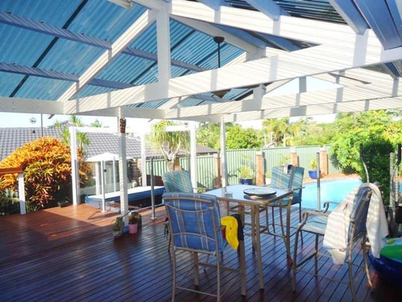 70 Parkes Drive, Helensvale, QLD 4212