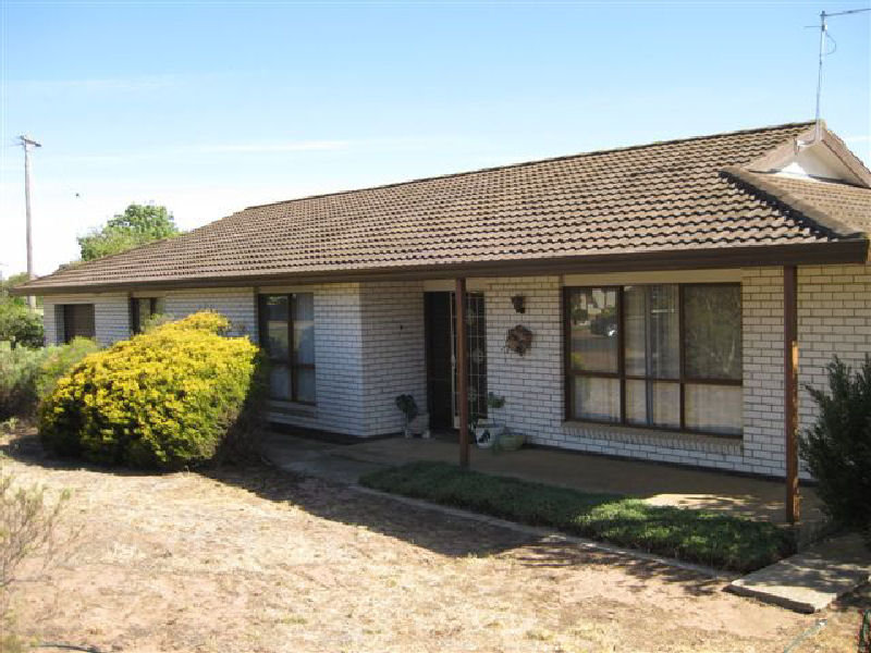 2 Kelly Street, Kaniva, Vic 3419 Property Details