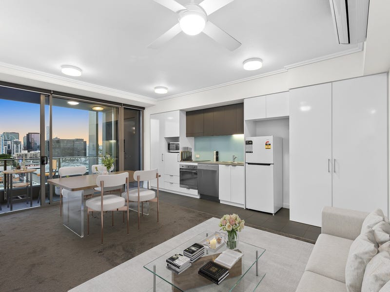 Real Estate & Property for Sale in Spring Hill, QLD 4000 (+2 locations