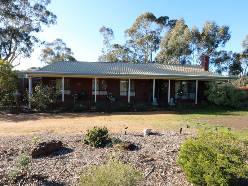 22 Tipperary Lane, ALMA, Maryborough, Vic 3465 Property Details