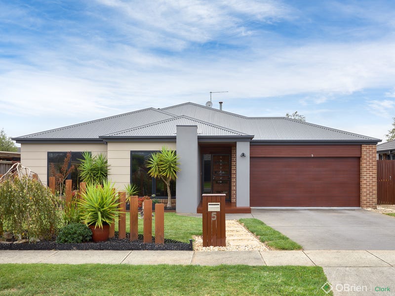 5 Woodlawn Boulevard, Yarragon, Vic 3823 Property Details