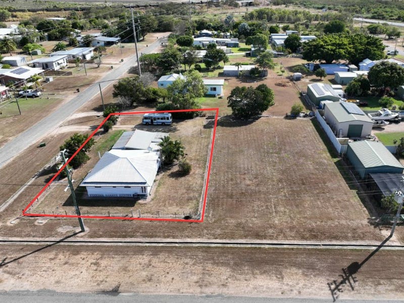 37 Bergl Street, Bowen, Qld 4805 Property Details