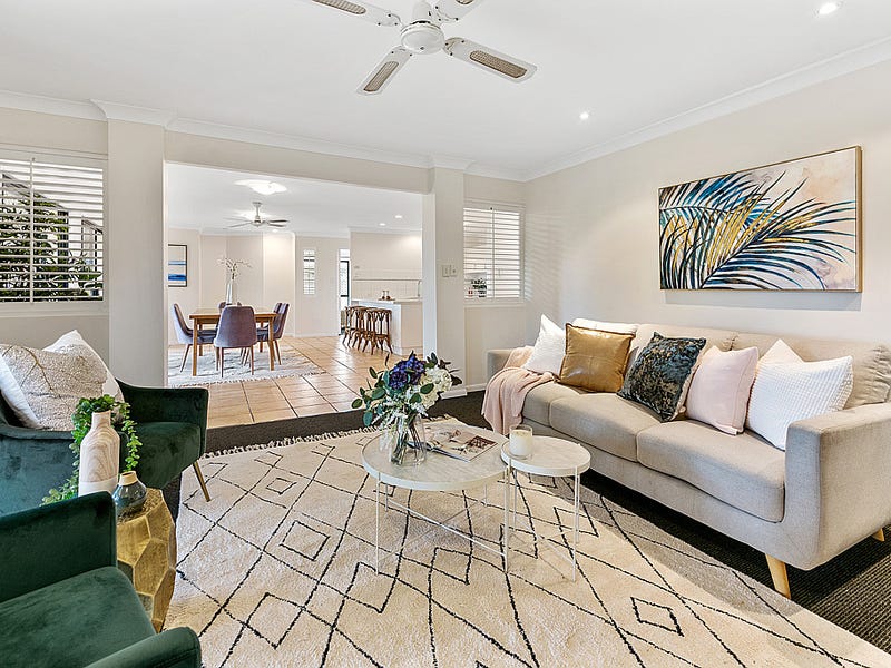 25 Adaminaby Drive, Helensvale, Qld 4212 Property Details