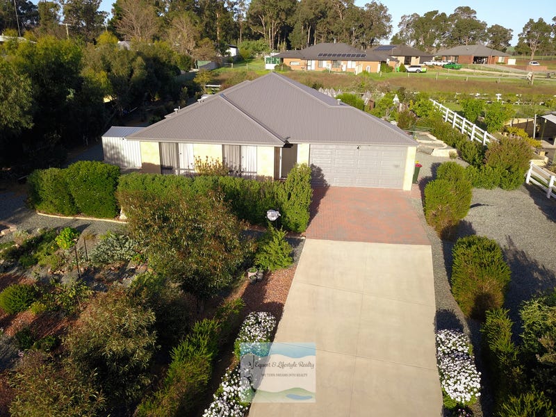 Property 137417502, Yarloop, WA 6218 Property Details