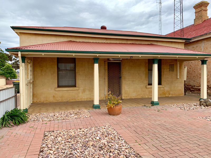 25 Caroline Street, Moonta, SA 5558 Property Details