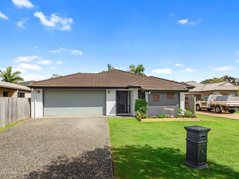 18 Woodgrove Boulevard, Beerwah, Qld 4519 Property Details