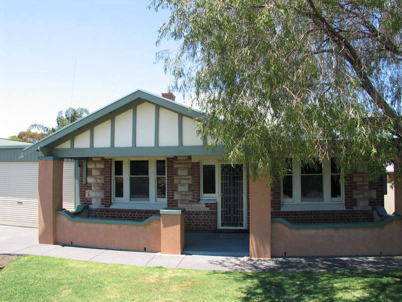 10 Railway Terrace, Largs Bay, SA 5016 10 Railway Terrace, Largs Bay, SA 5016