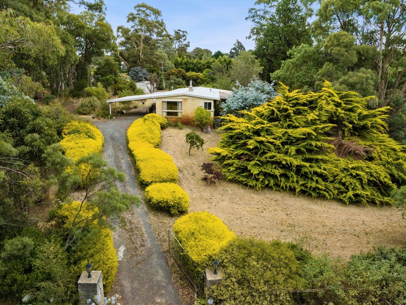 90 Blackmore Road, Woodend, Vic 3442 Property Details