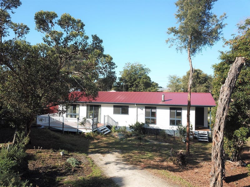 8 Bluff Drive, Loch Sport, VIC 3851