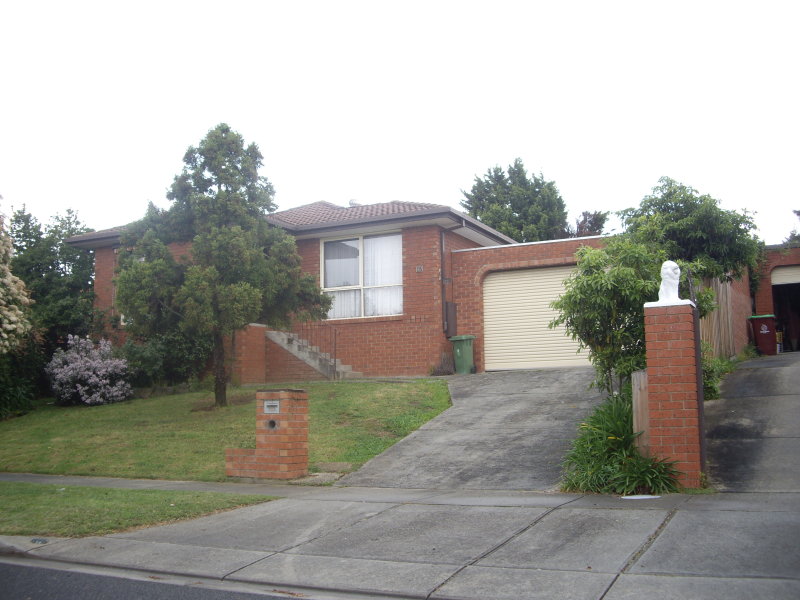 15 Blackwood Drive, Narre Warren, VIC 3805
