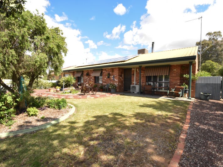 536 HENRY STREET, Deniliquin, NSW 2710 Property Details