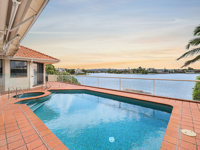 80 Oceanic Drive, Mermaid Waters, QLD 4218