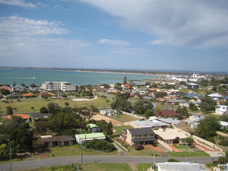 37/6A Valley Road, Halls Head, WA 6210