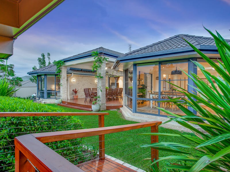 1 Marshall Grove, Bonogin, Qld 4213 Property Details