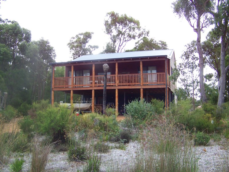 97 Karri St, Walpole, WA 6398 Property Details