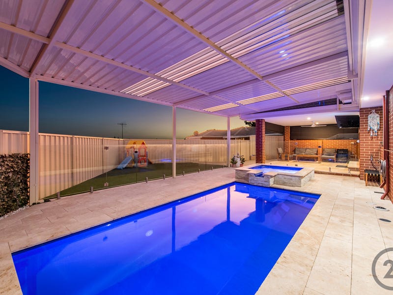 13 Staunton Rise, Halls Head, WA 6210