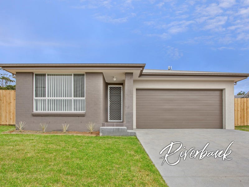 13 Teasdale Close, Elderslie, NSW 2570