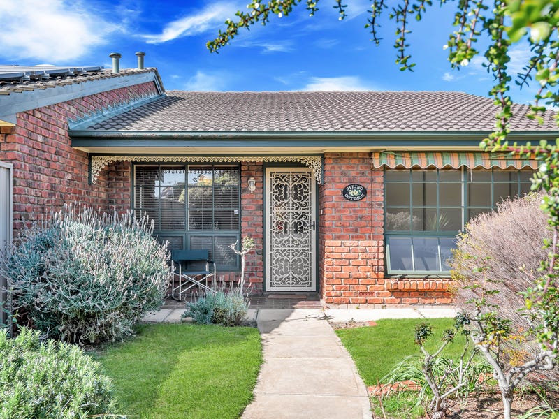 2 Cormorant Court, West Lakes Shore, SA 5020