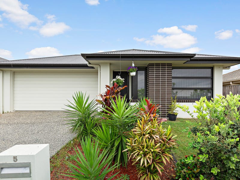 5 Skelbrook Road, Park Ridge, QLD 4125