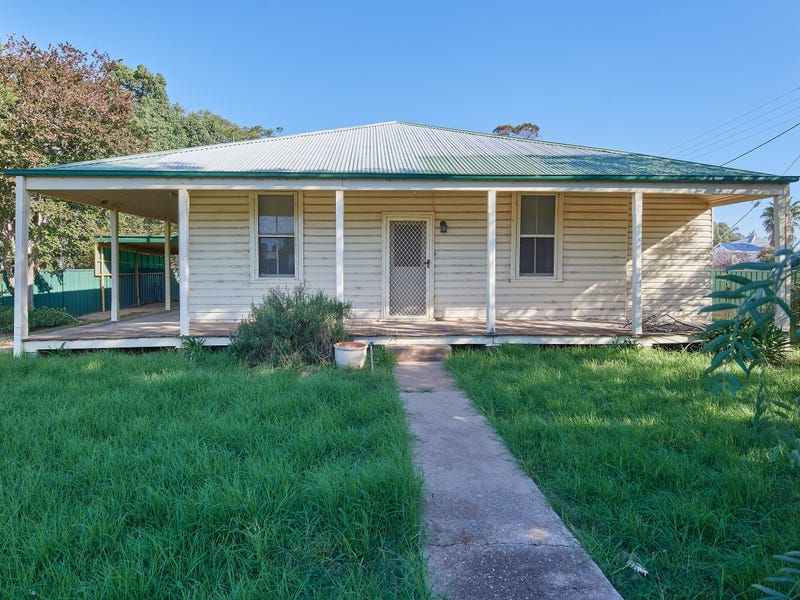 23 Langham Street, Ganmain, NSW 2702