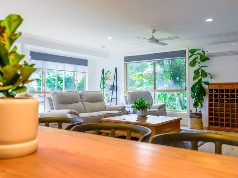 57 Renfrew Drive, Highland Park, QLD 4211