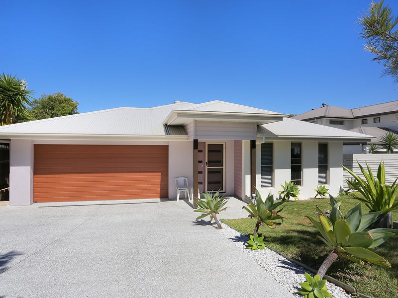 646 Casuarina Way, Casuarina, NSW 2487 Property Details