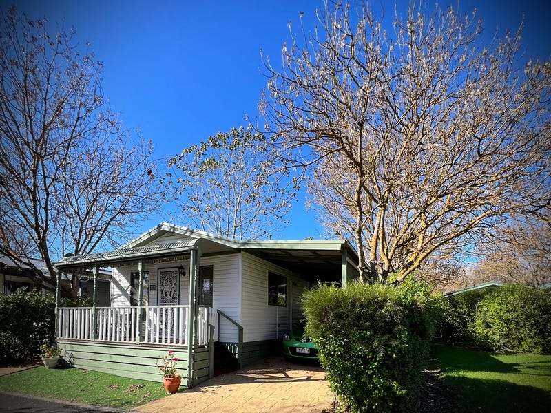 104/98 Bungower Road, Mornington, Vic 3931 Unit for Sale