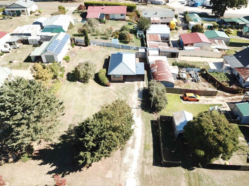 1 Pleasant Street, Crookwell, NSW 2583 Property Details
