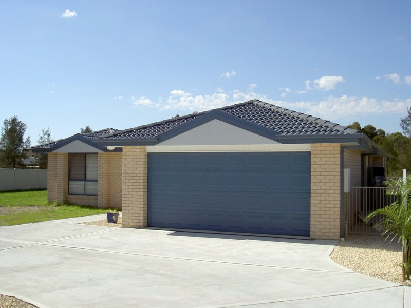 11 James Foster Drive, Black Head, NSW 2430