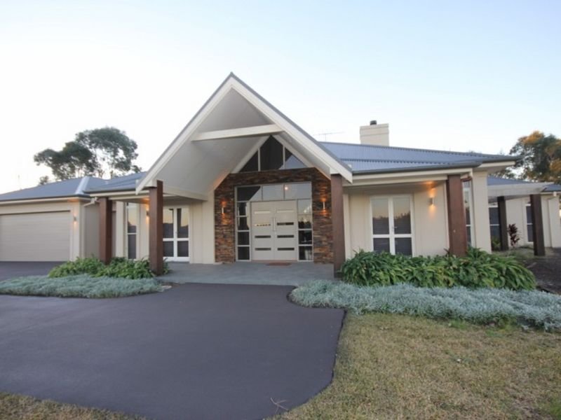 68 Portrush Crescent, Luddenham, NSW 2745 Property Details