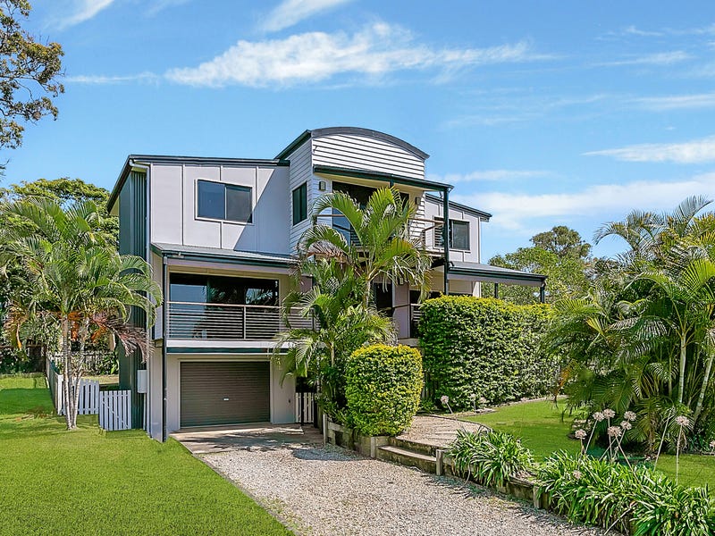 15 Mawarra Street, Macleay Island, QLD 4184