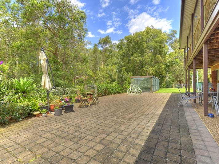 22 Walker Drive, Worongary, Qld 4213 Property Details