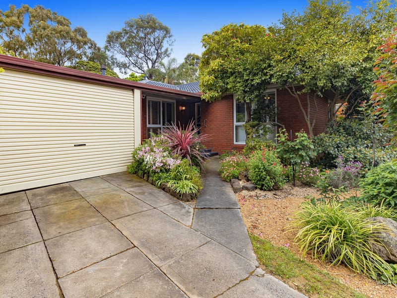 15 Upton Cres, Narre Warren, VIC 3805