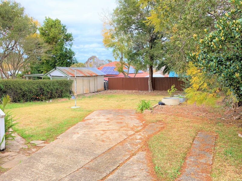 2/7 Chellaston Street, Camden, NSW 2570