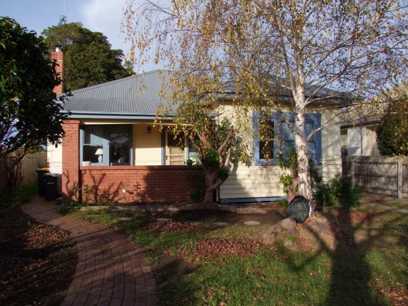 21 HASSETT STREET, Leongatha, Vic 3953 Property Details