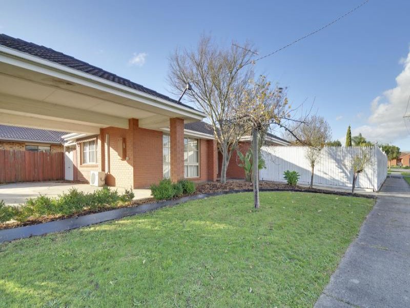 **UNDER CONTRACT**10 Gabo Way, Morwell, Vic 3840 Property Details