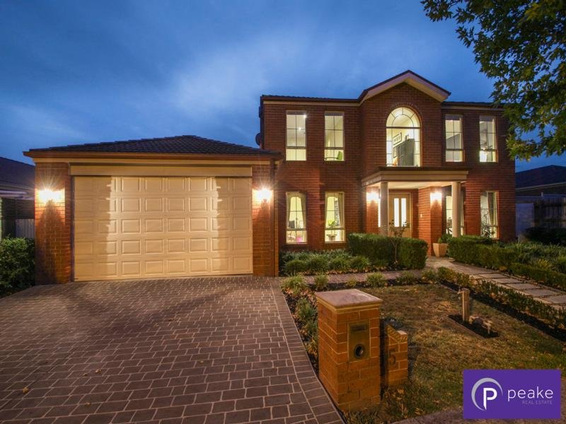 15 Fieldstone Boulevard, Beaconsfield, Vic 3807 Property Details